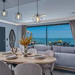 Jasmina Villa