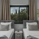 Jasmina Villa *