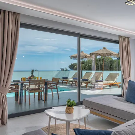 Jasmina Ajos Nikolaos